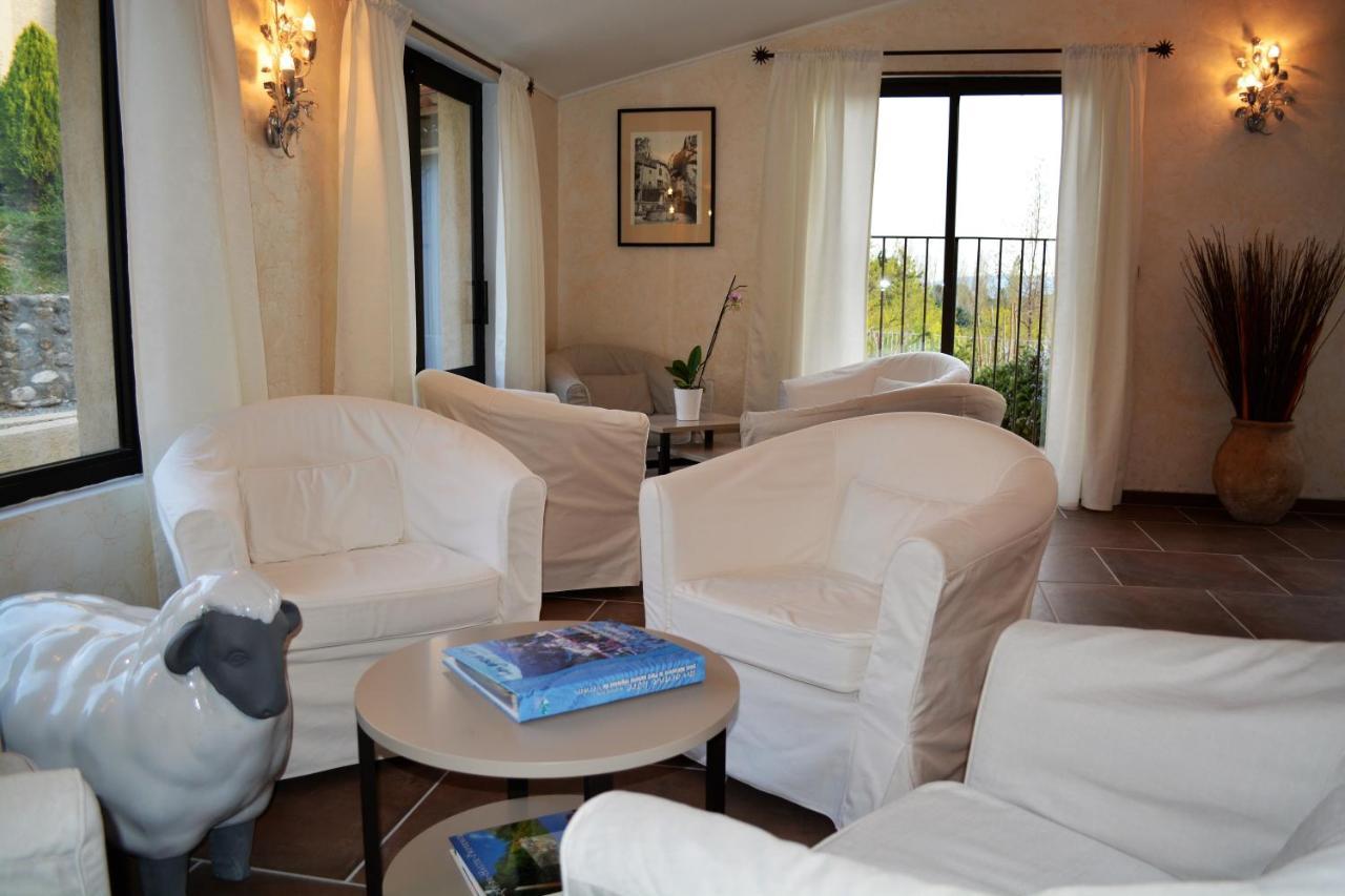 Hotel Le Colombier